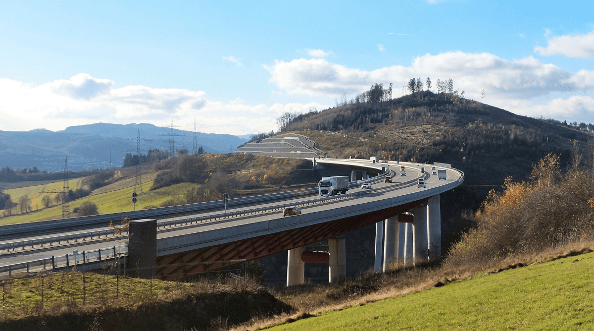 Autobahnbrücke Nuttlar
