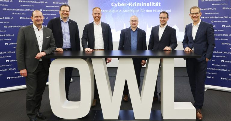 Cyber kriminalitaet Brilon Totallokal Sicherheitsluecke Angriff Computer