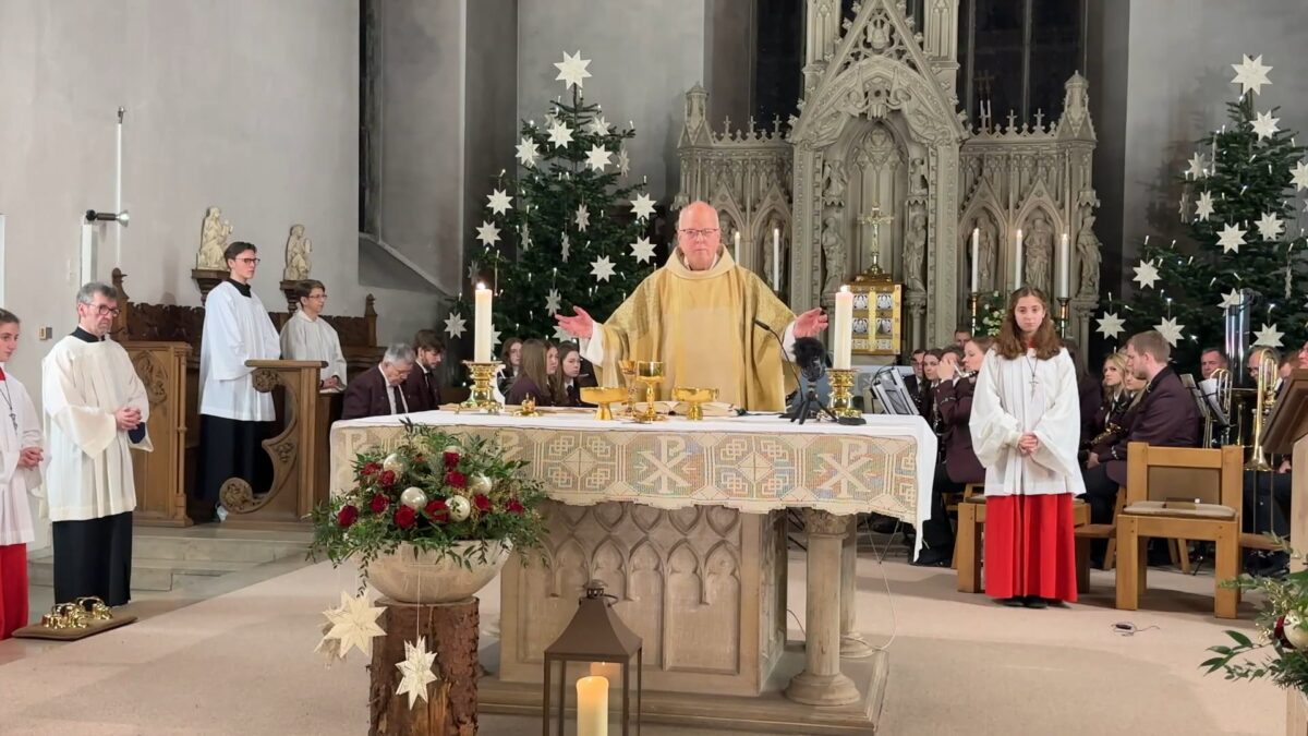 Heiligabend in Brilon direkt aus der Propsteikirche am 24122023